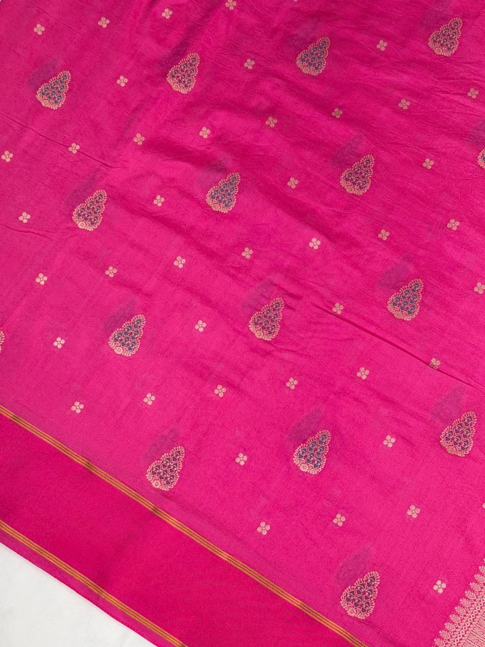 Rani Pink Banarasi Soft Mashru Silk Saree with Paisley Motifs & Dual-Tone Pallu